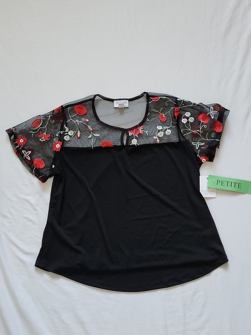 NWT Autumn Skye Black Floral Embroidered Sheer Mesh Yoke Blouse Top Petite Large